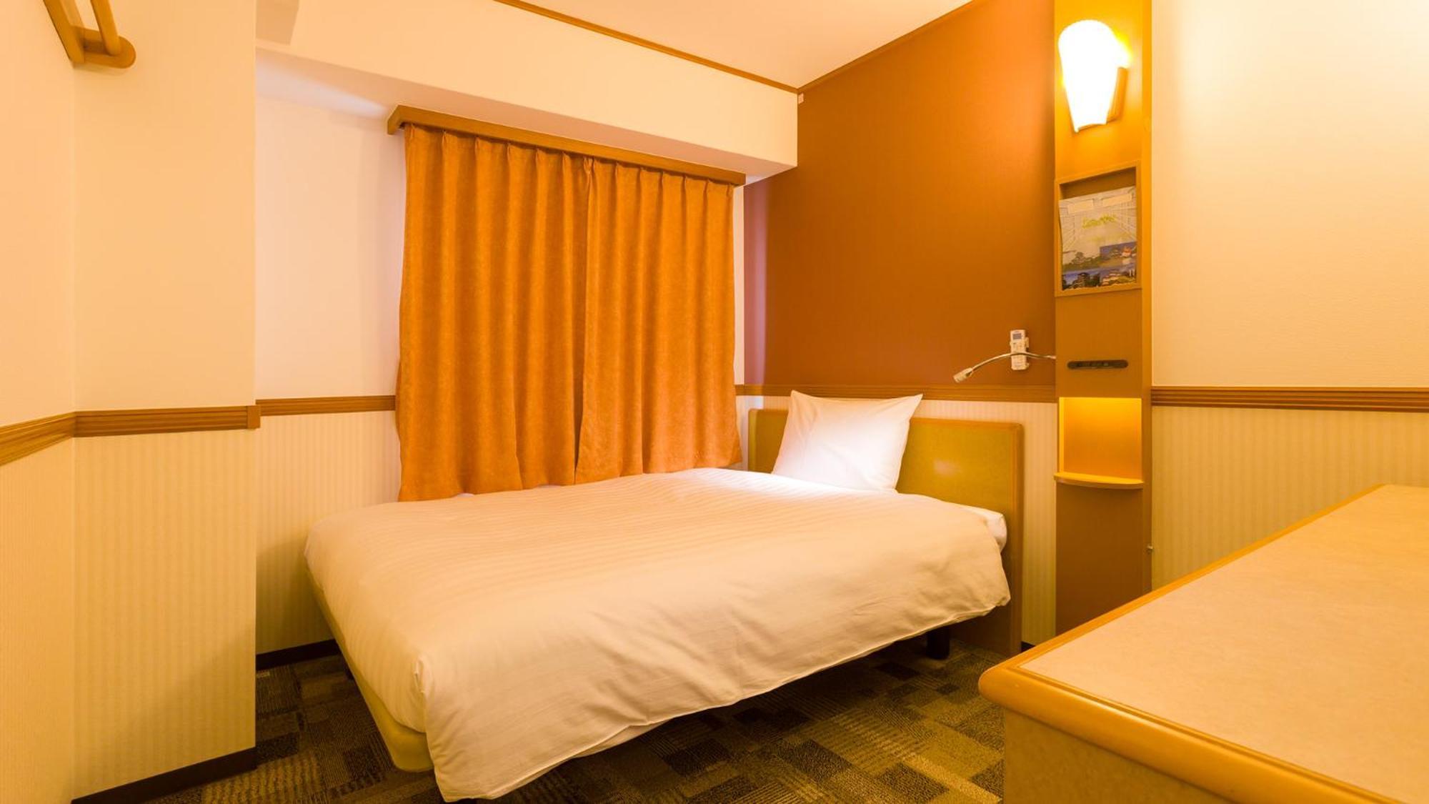 Toyoko Inn Okayama Eki Nishi Guchi Migi Room photo